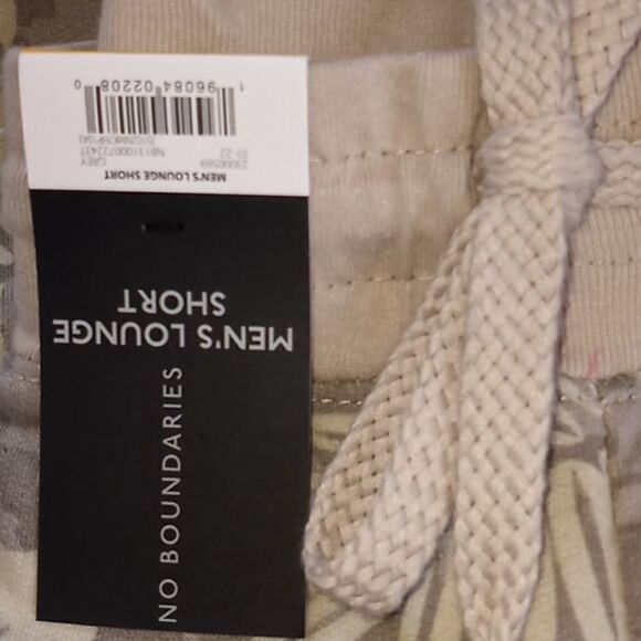 Men's Lounge Shorts in Neutral Palm  Print - Picture 5 of 5